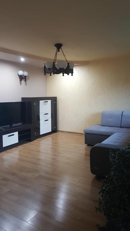 Appartement Pod Srebrna Roza à Chęciny Extérieur photo