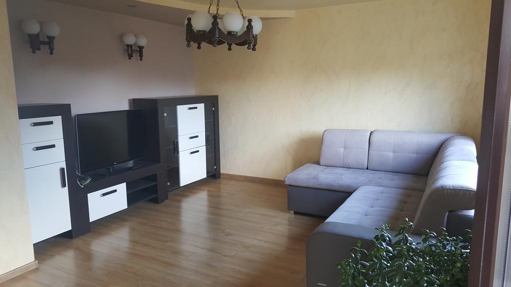 Appartement Pod Srebrna Roza à Chęciny Extérieur photo