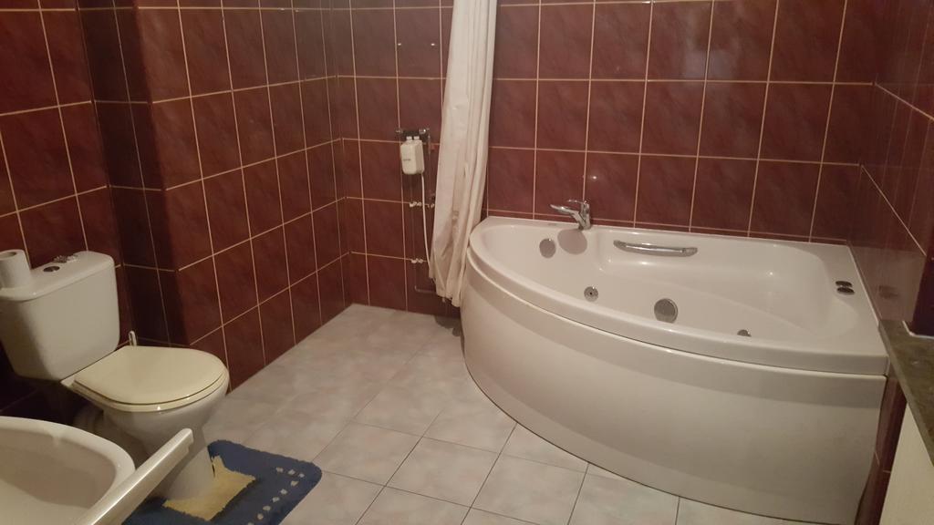 Appartement Pod Srebrna Roza à Chęciny Extérieur photo